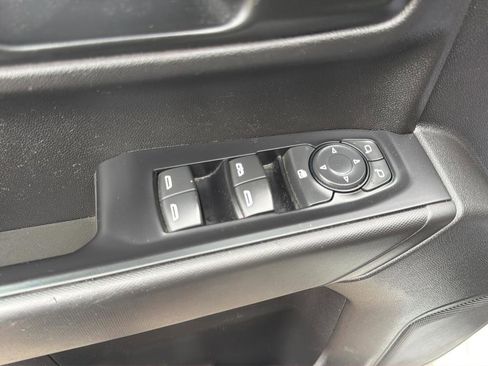 Used 2021 Chevrolet Silverado 1500 Custom Trail Boss AWD/4WD image 19