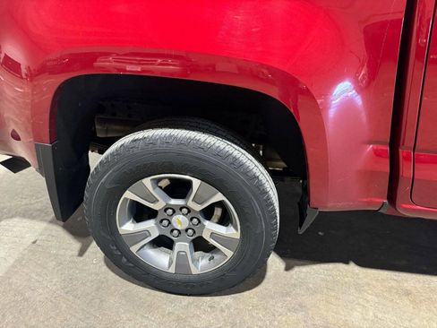 Used 2018 Chevrolet Colorado Z71 image 17