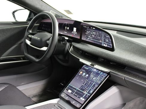 Used 2024 Lucid Air Pure image 13