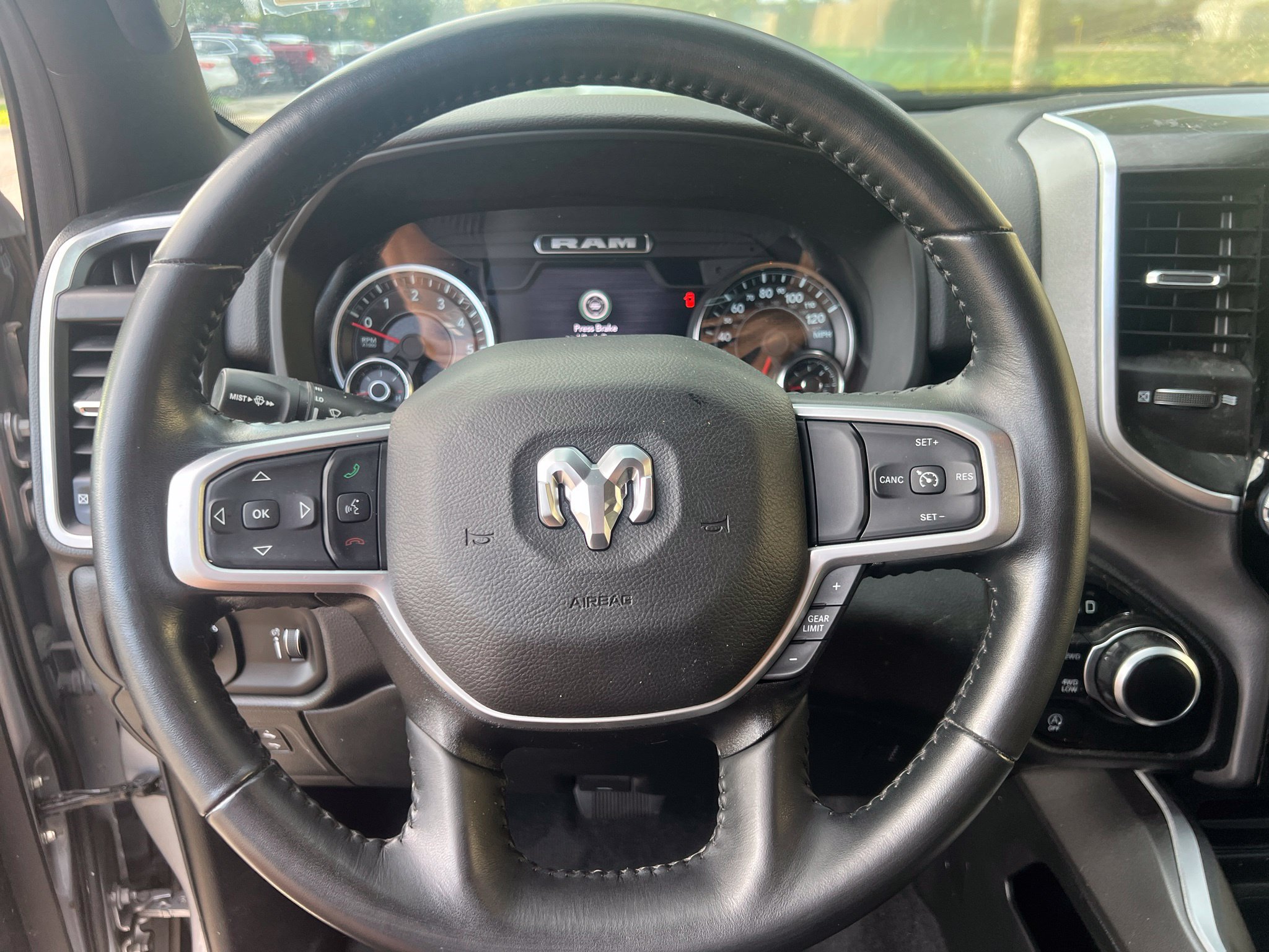 Used 2023 RAM 1500 Big Horn AWD/4WD image 15
