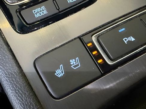 Used 2018 Genesis G80 3.8 w/ Option Group 02 image 27