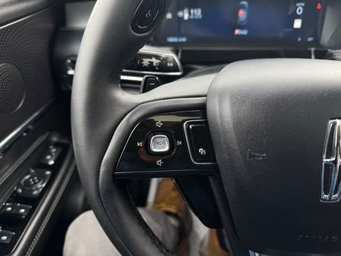 Certified 2024 Lincoln Corsair AWD w/ Equipment Group 101A image 30