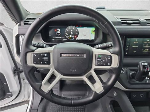 Used 2024 Land Rover Defender 110 S AWD/4WD image 18