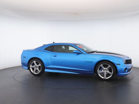 Used 2010 Chevrolet Camaro LT w/ RS Package image 24