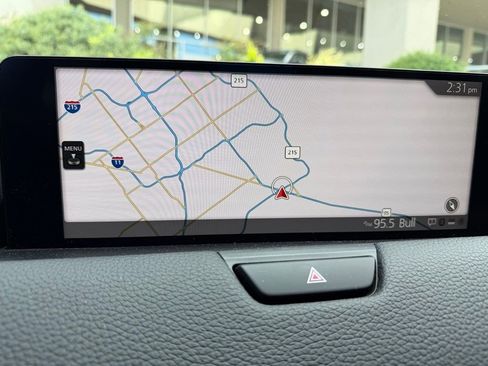 Used 2025 MAZDA CX-70 Plug-In Hybrid w/ Premium Pkg image 13