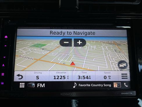 Used 2017 Toyota Prius Two image 32