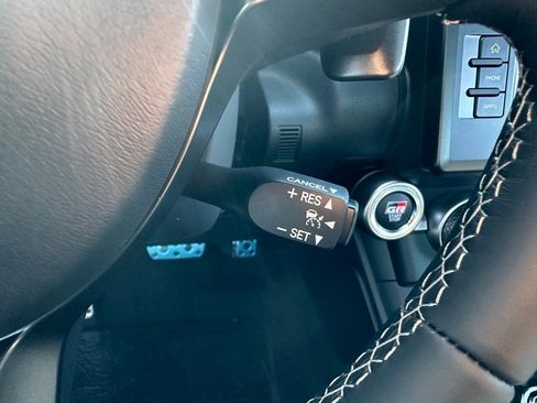 New 2025 Toyota GR86 Premium image 8