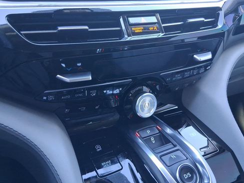 Used 2022 Acura MDX w/Advance Package image 14