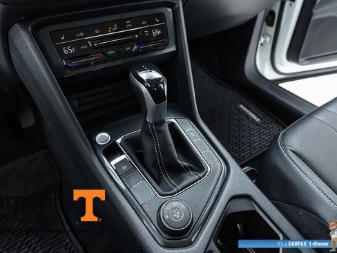 Used 2022 Volkswagen Tiguan SE w/ Panoramic Sunroof Package AWD/4WD image 63