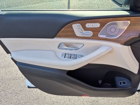 Certified 2024 Mercedes-Benz GLS 450 4MATIC image 14