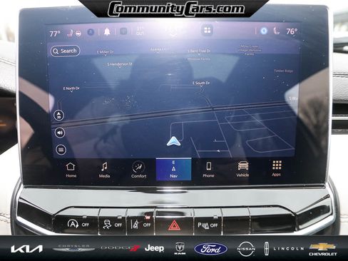 Used 2023 Jeep Compass Limited w/ Elite Group image 17