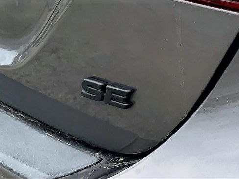 Used 2023 Toyota Camry SE FWD image 30