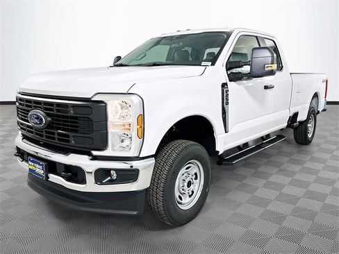 New 2026 Ford F250 XL w/ XL Chrome Package image 22