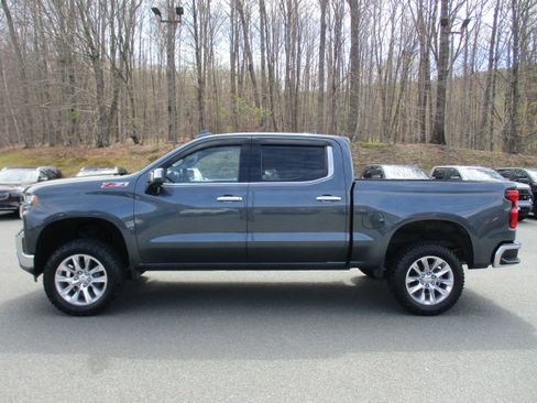 Used 2019 Chevrolet Silverado 1500 LTZ image 8