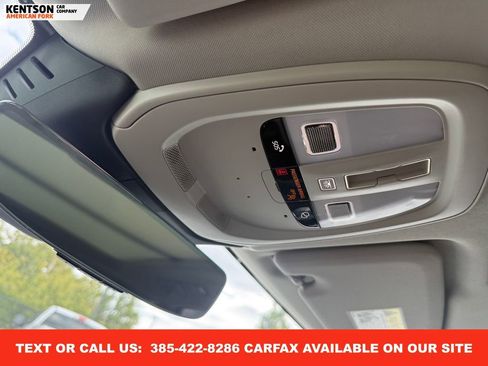 Used 2025 Volvo XC60 B5 Plus image 27