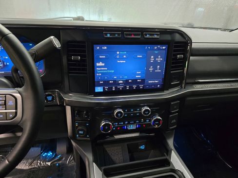 Used 2024 Ford F250 Lariat w/ Black Appearance Package AWD/4WD image 26