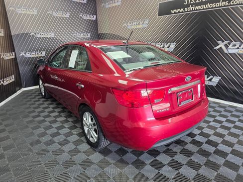 Used 2012 Kia Forte EX w/ Tech Pkg image 9