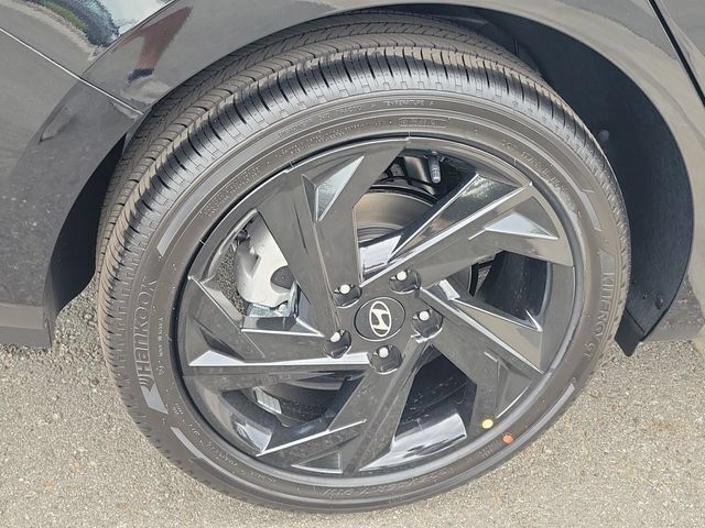 New 2026 Hyundai Elantra SEL Sport FWD image 29