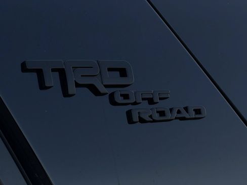 Used 2024 Toyota 4Runner TRD Off-Road Premium w/ Moonroof Package AWD/4WD image 10