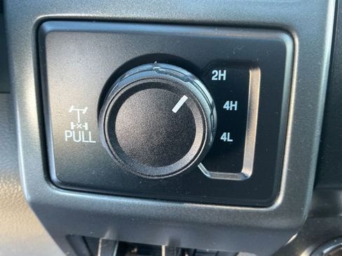 Used 2020 Ford F350 XLT w/ XLT Premium Package image 39