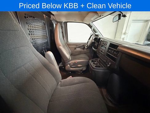 Used 2024 Chevrolet Express 2500 w/ Driver Convenience Package RWD image 19