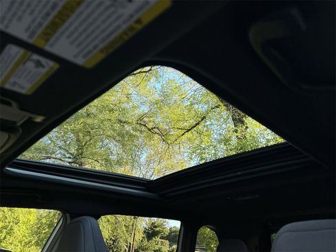 Certified 2025 Subaru Forester Premium image 24