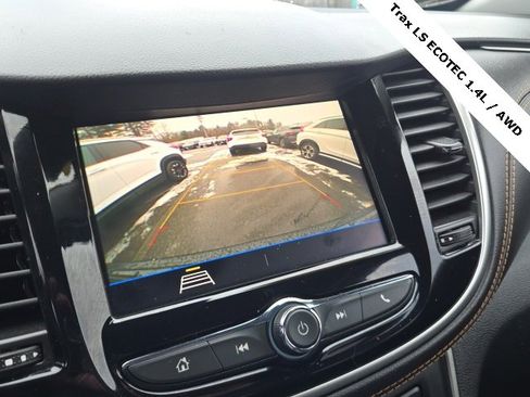 Used 2020 Chevrolet Trax LS w/ Tint and Cruise Package image 24