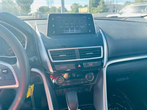 Used 2019 Mitsubishi Eclipse Cross LE image 23