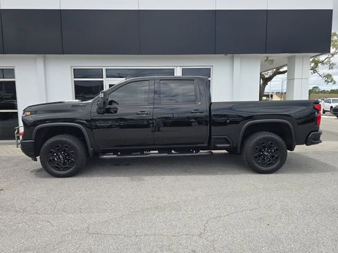 Certified 2024 Chevrolet Silverado 2500 LTZ w/ LTZ Plus Package AWD/4WD image 3