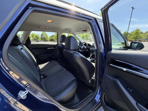 Used 2021 Kia Seltos S FWD image 15