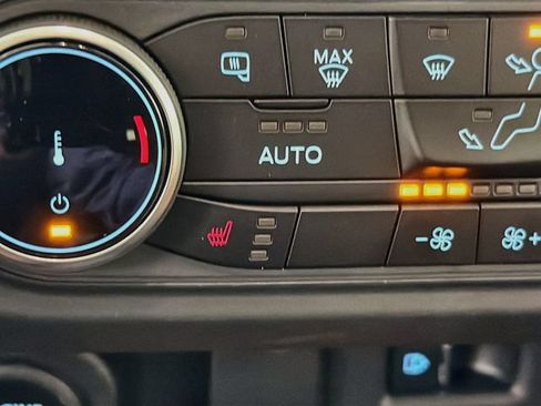 Certified 2024 Ford Maverick Lariat FWD image 25