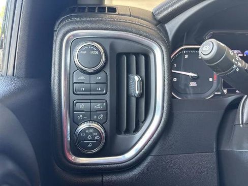 Used 2022 GMC Sierra 2500 Denali AWD/4WD image 18