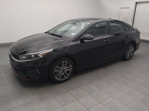 Used 2022 Kia Forte GT-Line w/ GT-Line Technology Package FWD image 2