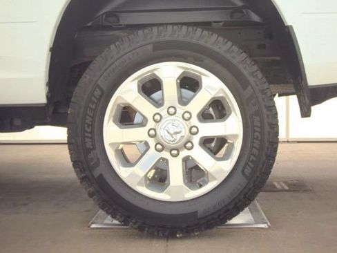 Used 2023 RAM 2500 Laramie AWD/4WD image 23