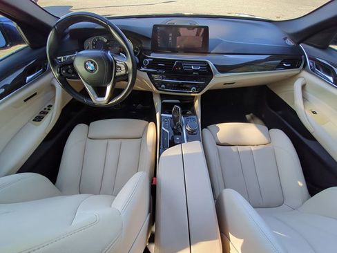 Used 2019 BMW 530i w/ Convenience Package RWD image 20