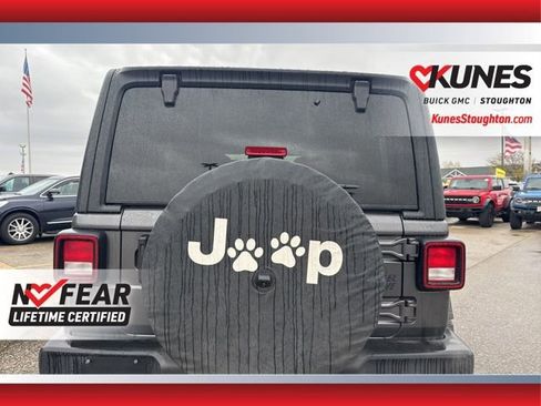 Used 2020 Jeep Wrangler Unlimited Sport image 9