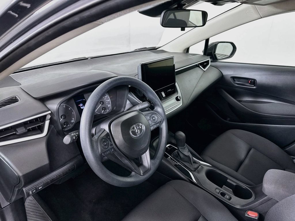 Certified 2025 Toyota Corolla LE FWD image 9