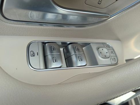 Used 2022 Mercedes-Benz GLE 350 image 27