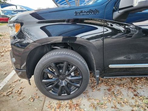 Used 2023 Chevrolet Silverado 1500 High Country w/ High Country Premium Package image 7