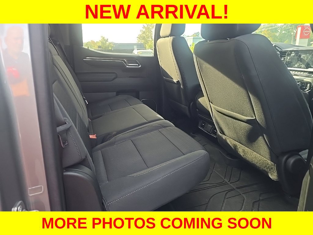 Used 2023 Chevrolet Silverado 1500 RST w/ Protection Package AWD/4WD image 9