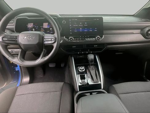Used 2025 Chevrolet Colorado Trail Boss AWD/4WD image 14