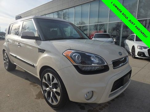 Used 2012 Kia Soul ! image 1