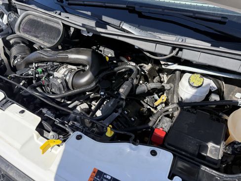 Used 2023 Ford Transit 250 Medium Roof image 32