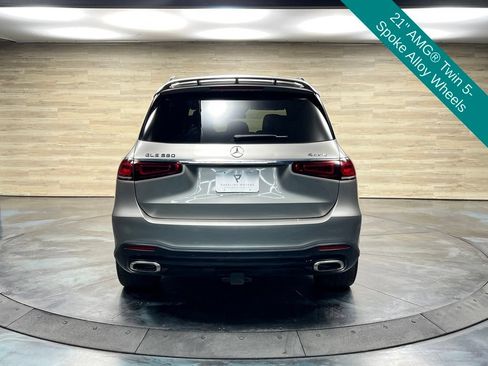 Used 2021 Mercedes-Benz GLS 580 4MATIC image 19
