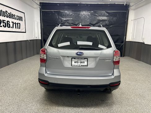 Used 2016 Subaru Forester 2.5i w/ Alloy Wheel Package AWD/4WD image 5