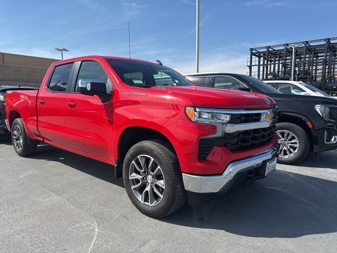 Used 2025 Chevrolet Silverado 1500 LT w/ Safety Package image 1