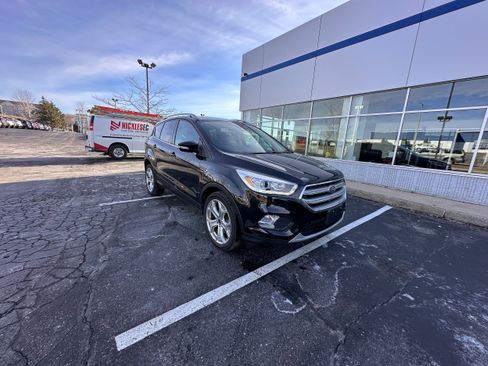Used 2017 Ford Escape Titanium w/ Equipment Group 301A image 2