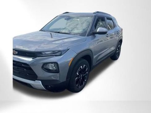Used 2023 Chevrolet TrailBlazer LT image 1