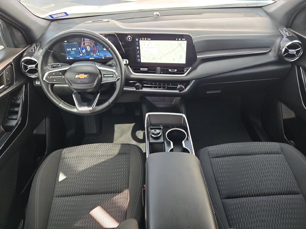 Used 2026 Chevrolet Equinox LT FWD image 16