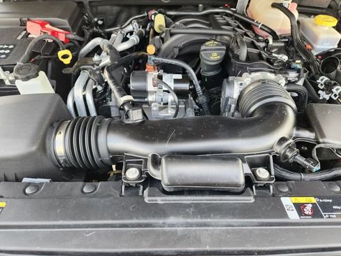 Used 2022 Jeep Wrangler Unlimited Sport AWD/4WD image 30